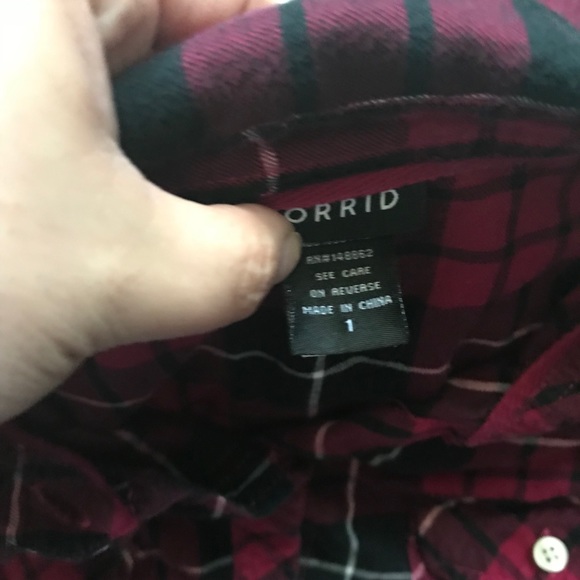 SOLD Torrid red camp shirt - Picture 3 of 6